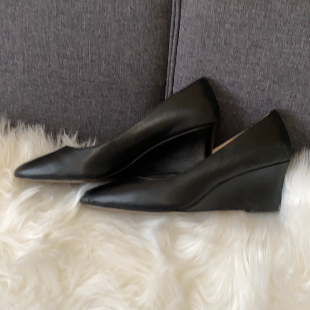 Adrienne Vittadini Shoes